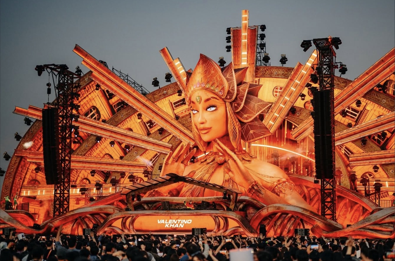 Trinity Black Anchors kineticFIELD at EDC China 2025